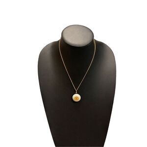 C*H*A*N*E*L necklace